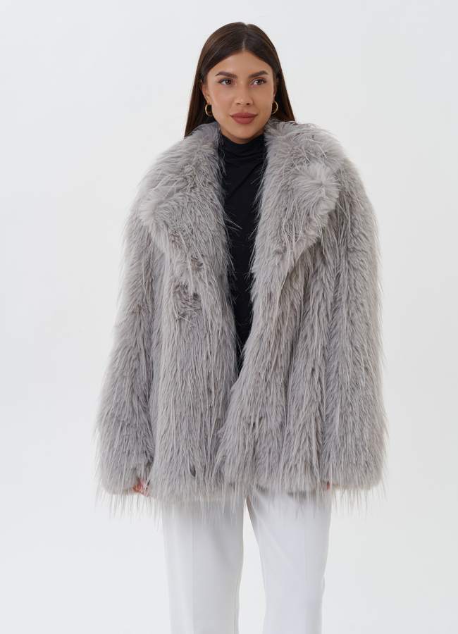 Короткая шуба из эко страуса модель № 26944 универмаг малина