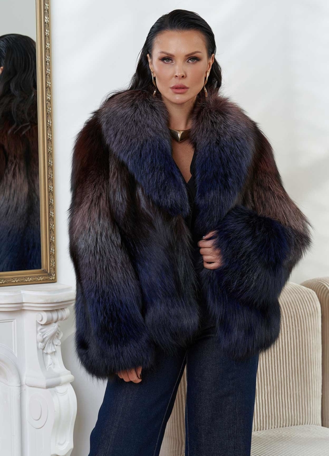 Женская шуба из меха чернобурки модель № 28596 в кредит