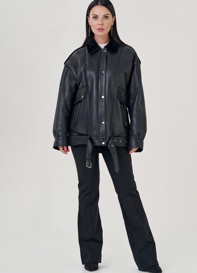 фото Женская дубленка пилот черного цвета  модель № 22240