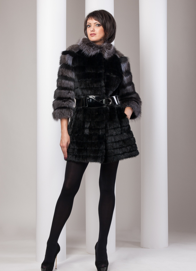 фото Шуба из норки с енотом, съемный рукав 3/4 модель № S-16 фото Шуба из норки с енотом, съемный рукав 3/4 модель № S-16