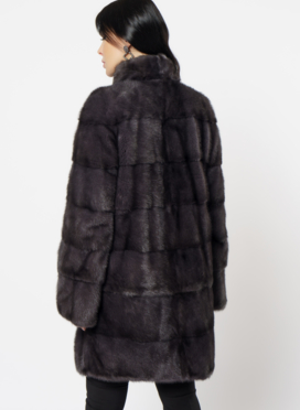 Норковая шуба с воротником стойка в цвете графит
