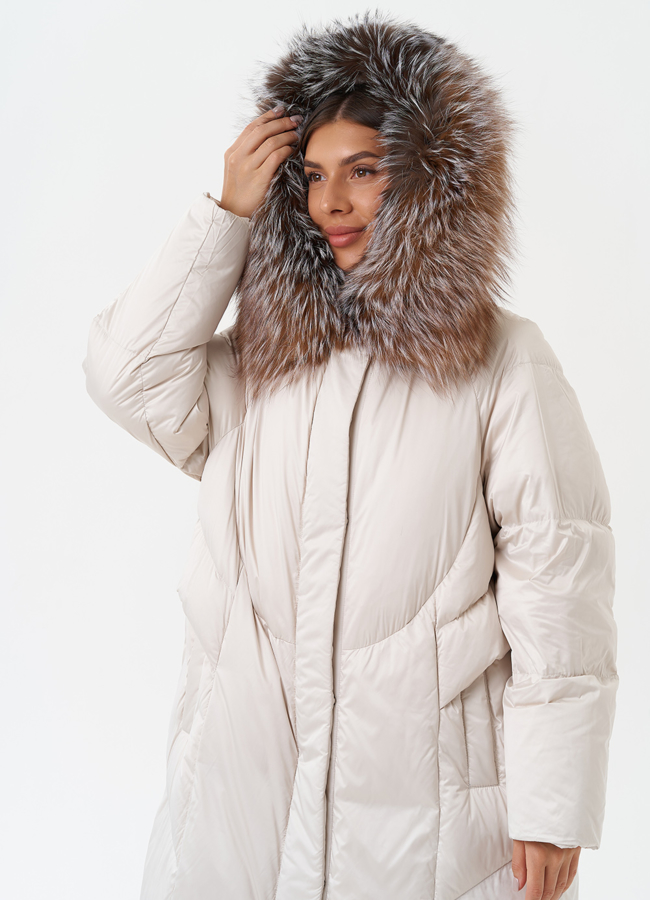 Длинный пуховик с мехом лисы модель № 28829 универмаг малина