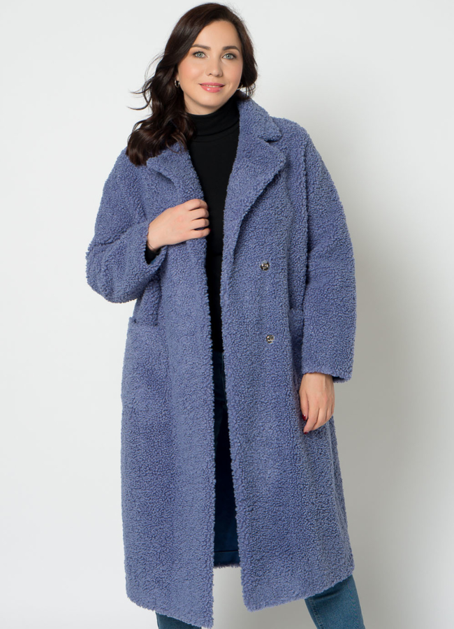 Пальто из эко меха синего цвета с английским воротником модель № 19434 универмаг малина