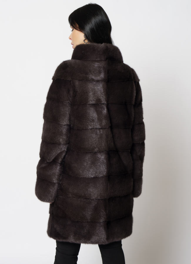 Норковая шуба в цвете уголь модель № 17321 в рассрочку