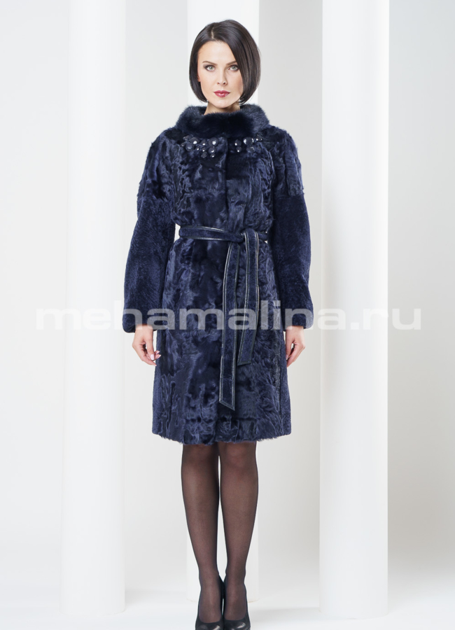 Шуба астраган, отделка козлик, цвет синий модель № S-305 меха малина