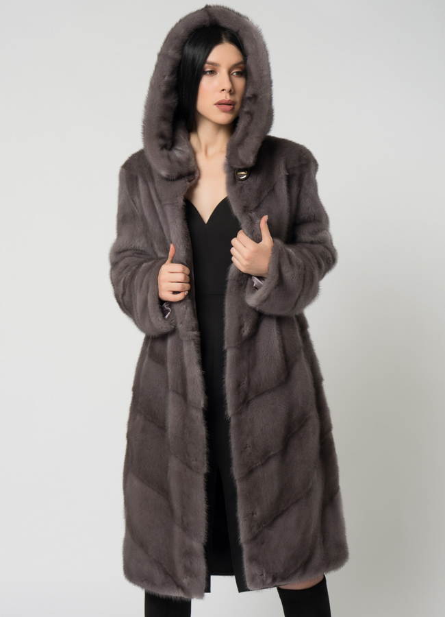 Светлая длинная шуба из норки модель № 1505 универмаг малина