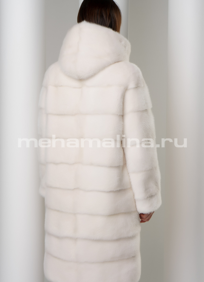Светлая норковая шуба модель № S-596 в кредит