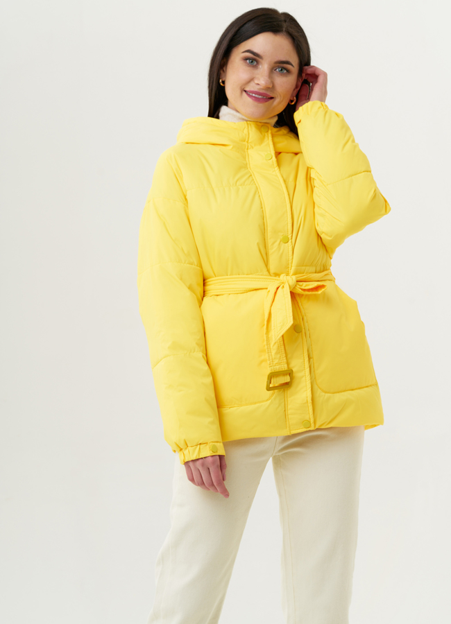 Женская утепленная куртка с капюшоном и поясом модель № 22397 в рассрочку