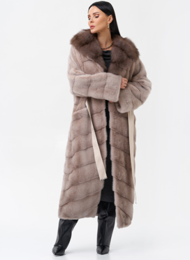 Длинная шуба из норки с капюшоном