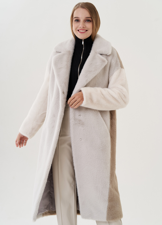 Женское пальто из эко меха в светлых тонах  модель № 25739 универмаг малина