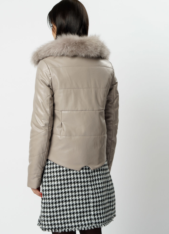 Куртка из искусственной кожи бежевого цвета модель № 20219 в кредит