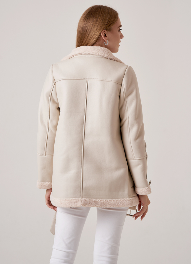 фото Светлая дубленка из искусственного меха модель № 79307