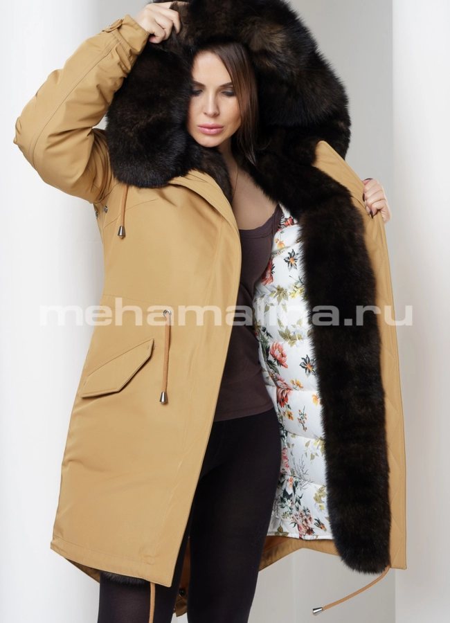 Парка с мехом модель № П-214 универмаг малина