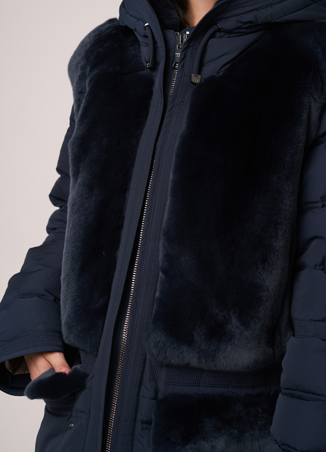 Пуховик DiegoM oversize с меховой отделкой модель № Diego-M 806 в рассрочку