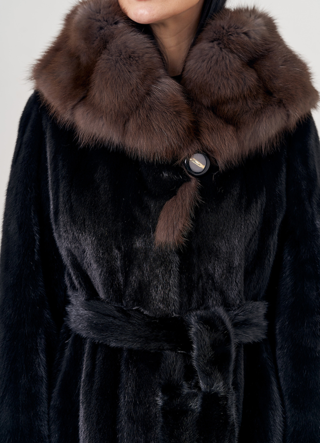 Шуба из норки с капюшоном  модель № 25003 в рассрочку
