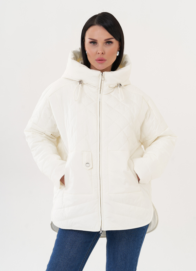фото Светлая куртка с капюшоном модель № 26978