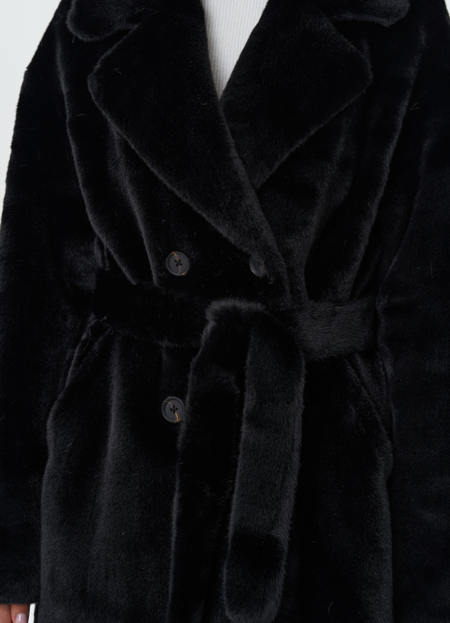 Двубортное пальто из эко меха модель № 27722 универмаг малина