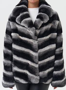 Женская шуба из меха кролика