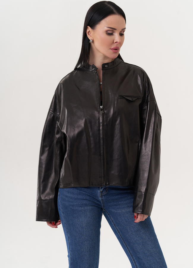 Кожаная куртка черного цвета модель № 26844 меха малина