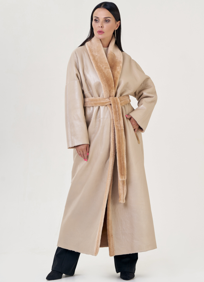 Двухсторонняя женская дубленка бежевого цвета  модель № 23246 универмаг малина