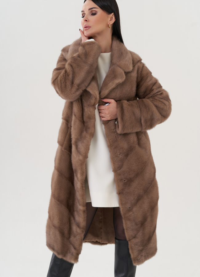 Шуба из норки с английским воротником  модель № 25734 универмаг малина