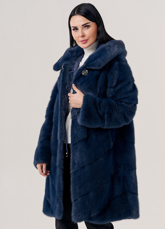Женская шуба из норки с капюшоном  модель № 23864 универмаг малина