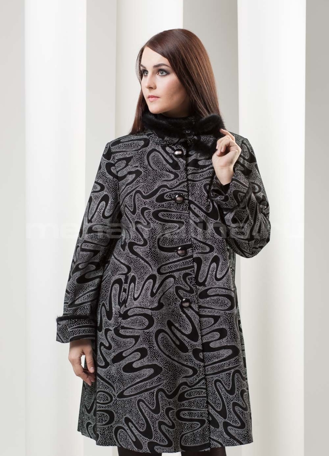 Манто из замши с 