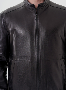 Мужская кожаная куртка 
