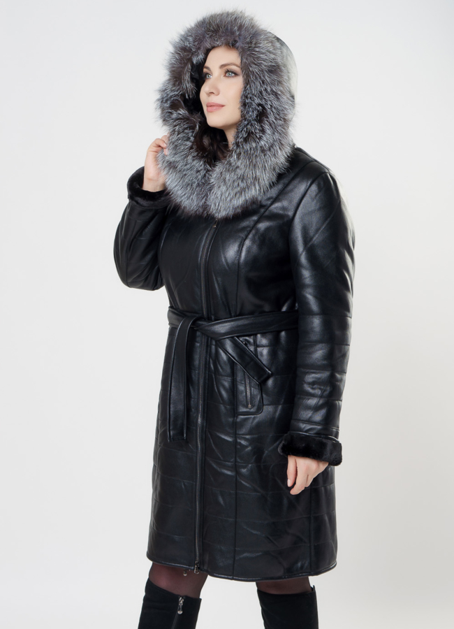 Дубленка из эко кожи черного цвета с капюшоном и отделкой из чернобурки модель № 16608 универмаг малина
