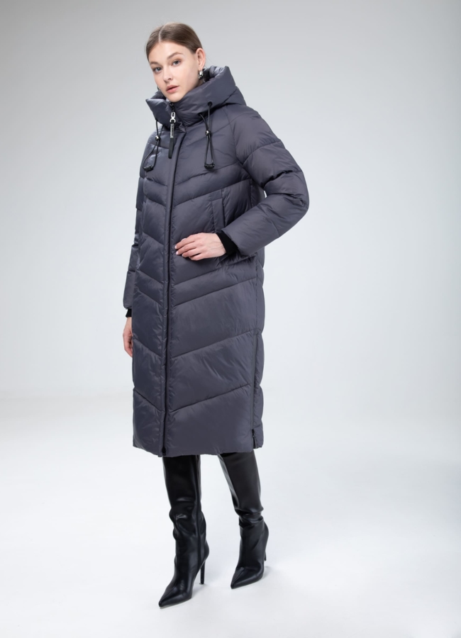 Женский пуховик с капюшоном  модель № 25515 меха малина