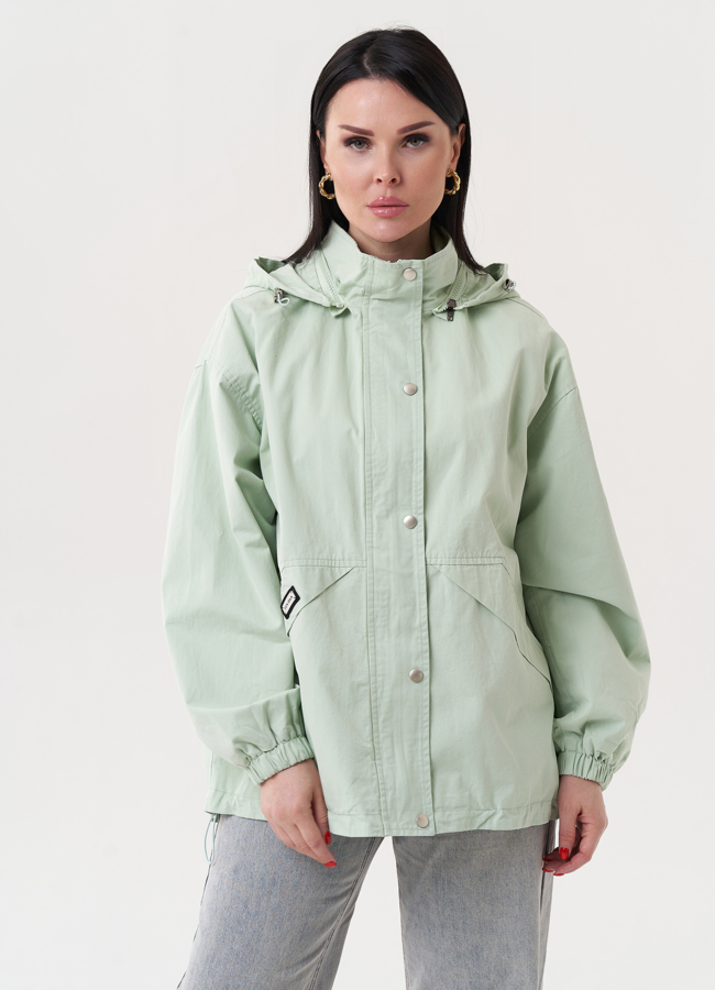 фото Женская ветровка с капюшоном модель № 27256