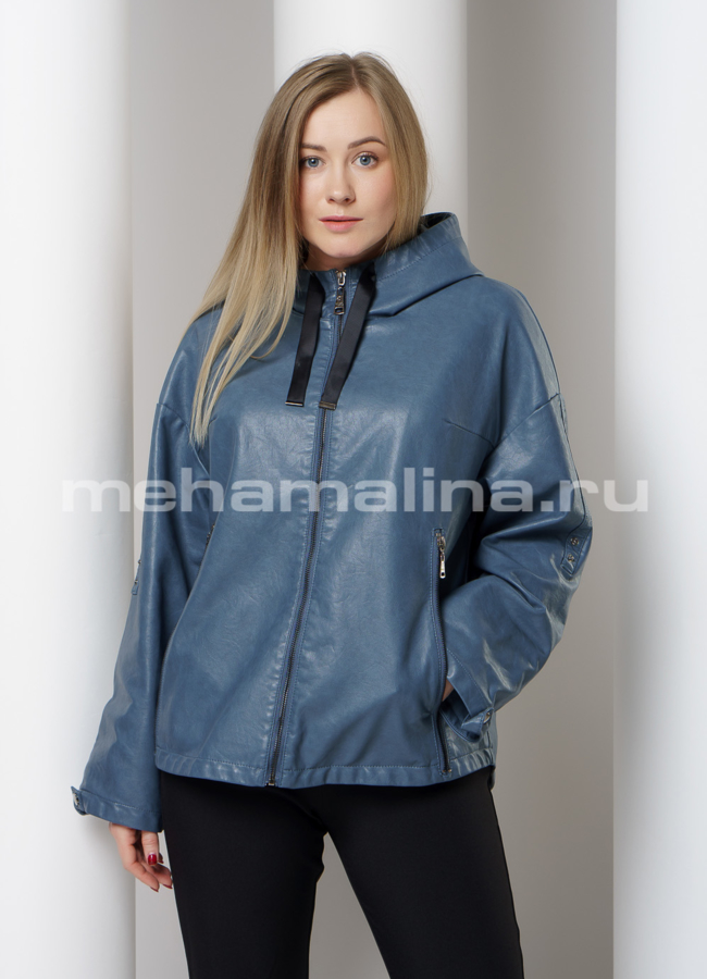 Куртка из эко кожи с капюшоном модель № 582 меха малина