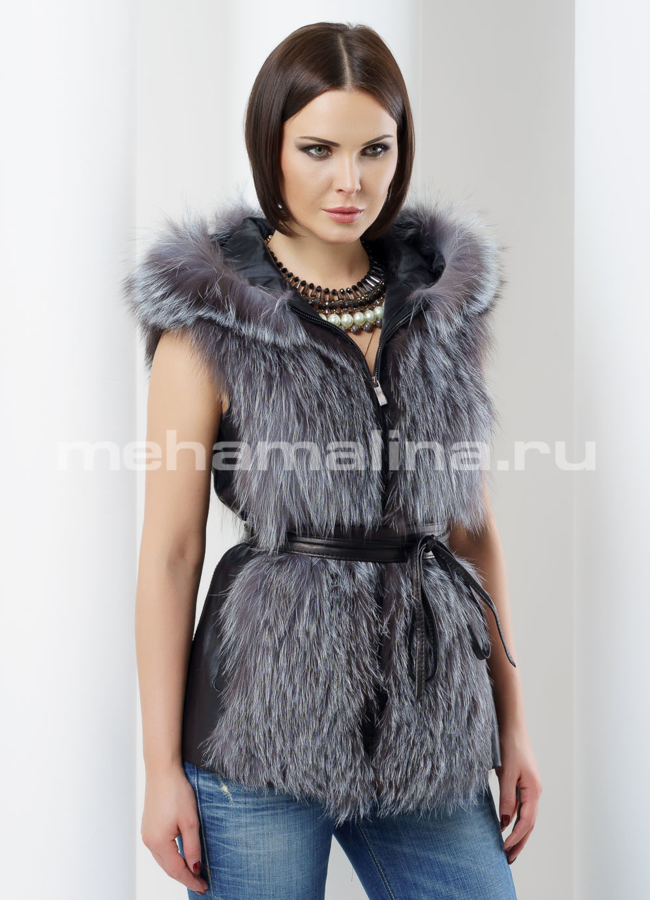 фото Жилет из чернобурки модель № M-116