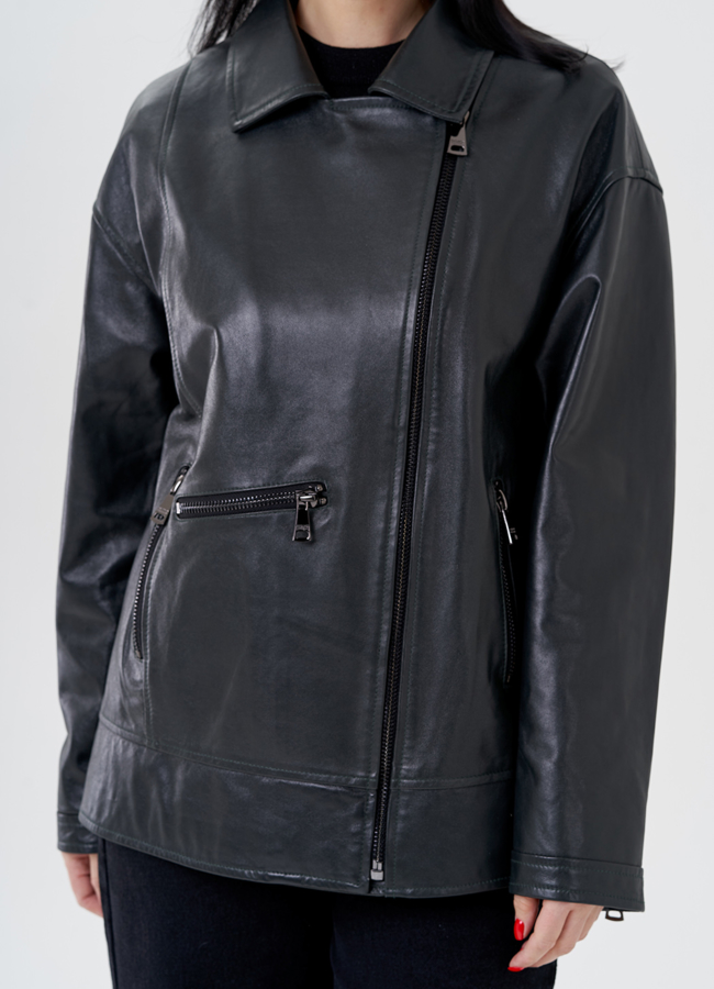 Женская куртка-косуха оверсайз  модель № 24120 универмаг малина