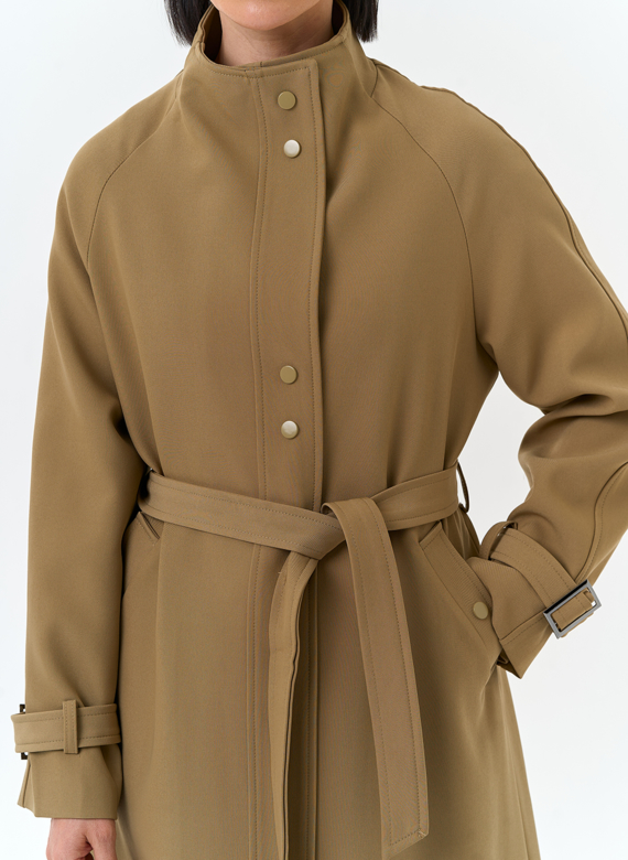 Женский плащ с воротником стойкой