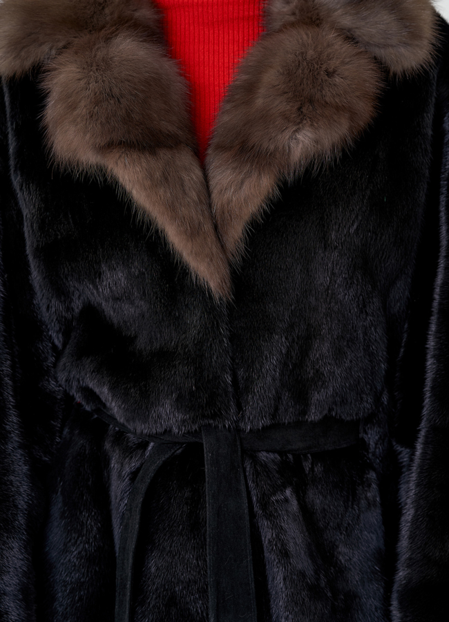 Норковая шуба с английским воротником из куницы модель № 80992 в рассрочку