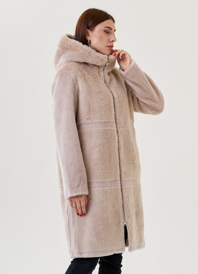 Пальто из эко меха с капюшоном модель № 79319 универмаг малина