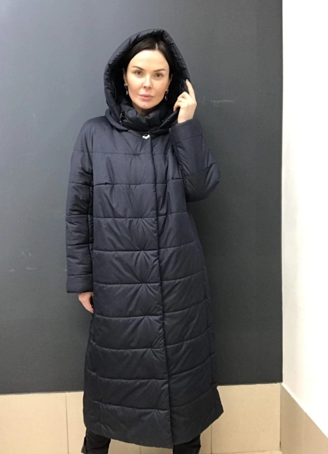 Плащ женский в синем цвете модель № Леона меха малина