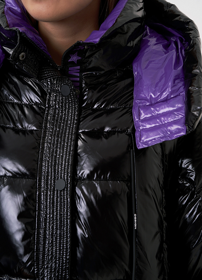 Черный пуховик из нейлона с капюшоном  модель № 509 универмаг малина