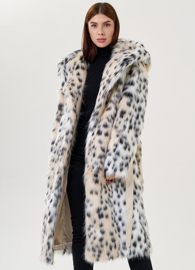 Пальто женское  из искусственного меха с капюшоном  модель № 23615 универмаг малина