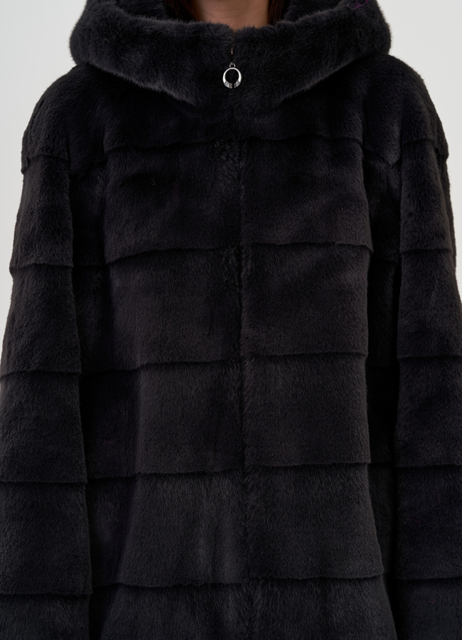 Полупальто из экомеха с капюшоном модель № 81537 в рассрочку