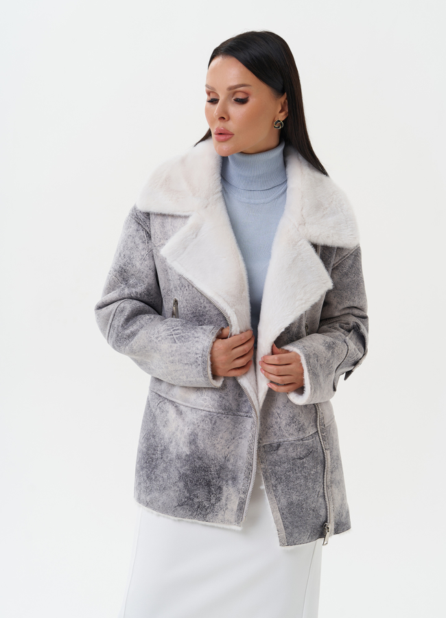 Женская дубленка 