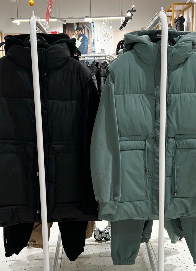 Костюм женский - худи , брюки + жилетка модель № 07  меха малина