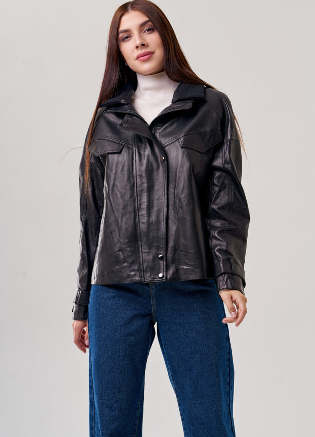 Женская куртка из натуральной кожи черного цвета  модель № 22454 универмаг малина