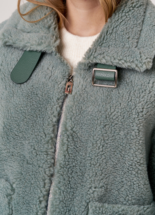 Куртка из шерсти с накладными карманами модель № 19431 универмаг малина