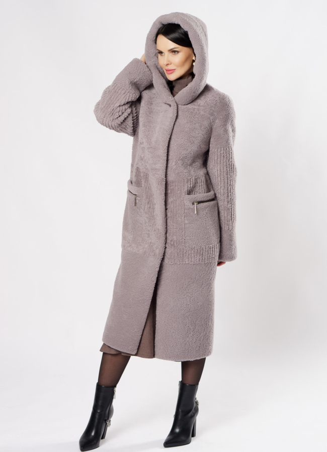 Пальто из овчины серого цвета с капюшоном модель № 11994 универмаг малина