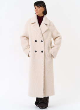 Утепленное женское пальто с английским воротником 