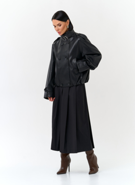 Женская куртка из эко кожи черного цвета