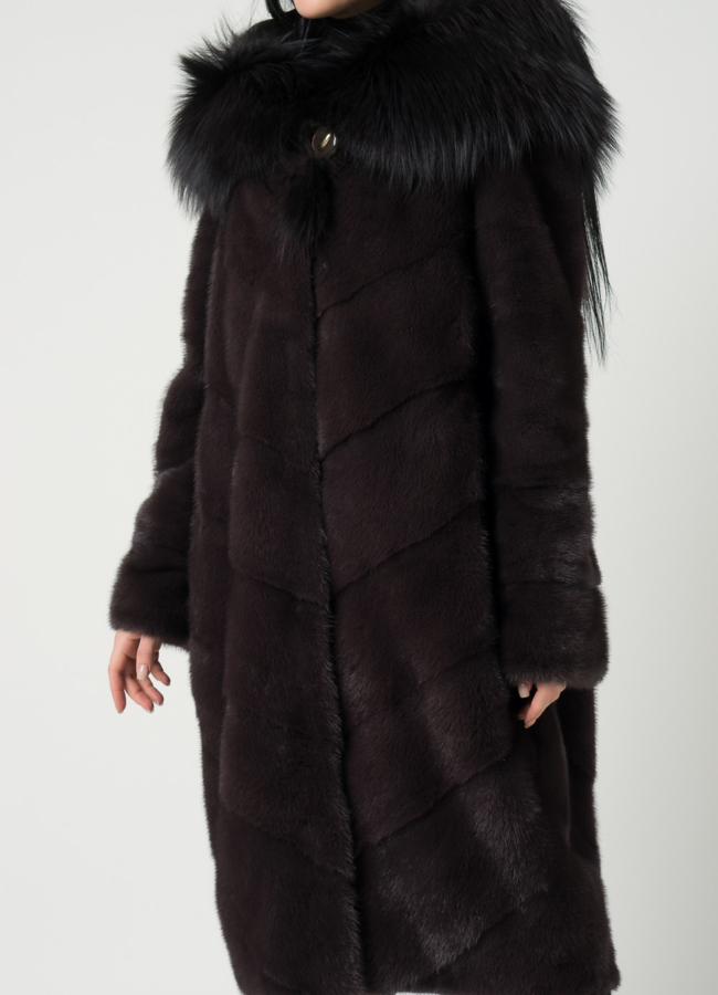 Длинная норковая шуба с капюшоном из чернобурки модель № 1603 универмаг малина