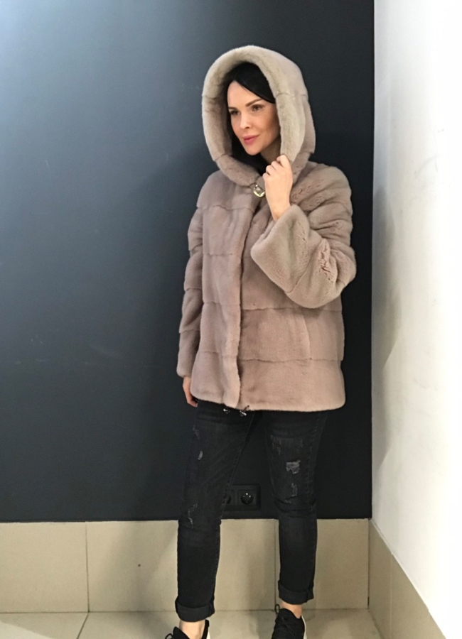 Шуба из греческой норки модель № SP/85 в рассрочку